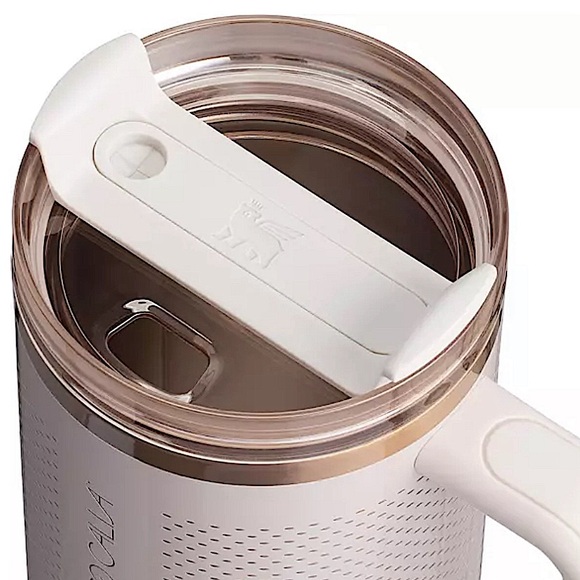 Stanley x Calia - 40oz Flowstate Quencher H2.0 Tumbler. Color: (Oat Milk) *NEW* - Picture 3 of 15